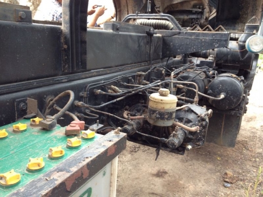 รถฮีโน่ 10 ล้อดั้ม FM3H  195 แรงม้า   สนใจติดต่อ 081 - 6079515