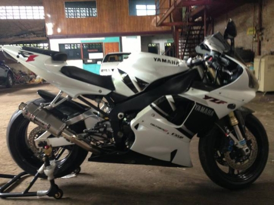 ขาย ยามาฮ่า R1 ปี 2001 อินวอย สพม แท้ ครบราคาถึงวันอาทิตเท่านั้น