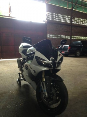 ขาย ยามาฮ่า R1 ปี 2001 อินวอย สพม แท้ ครบราคาถึงวันอาทิตเท่านั้น
