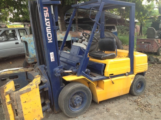 ขายฟอร์คลิฟ แบบหนีบ หมุนได้รอบ สภาพพร้อมใช้งาน