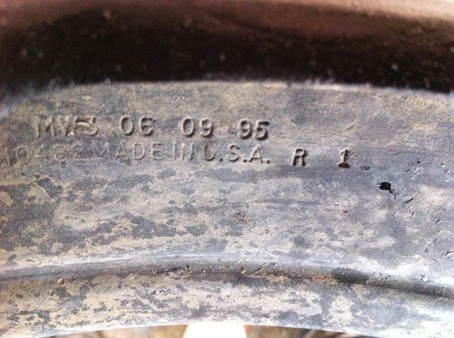 97 Jeep Cherokee รถสวยแต่งเต็มพร้อมลุย รุ่นท็อปสุดเบาะหนังปรับไฟฟ้ามีแอร์หลัง ออโต้ ติดแก็ส เอลพีจี รถพร้อมใช้งาน  รถคนนี้มีการตรวจเช็คและมีประวัติการซ่อมก่อนใช้งานจริงแล้วประมาณ 6 หมื่น บาท