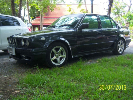 B M W 316 i เกียร์ ออโต้ สวยสด