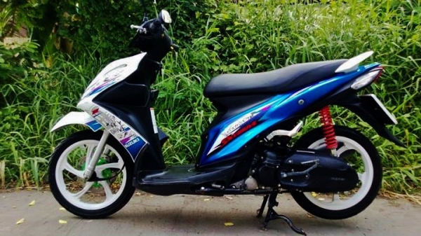 Skydrive 2012 ลายล่าสุด EXTREAM สวยมาก ขายถูกๆ ต่อรองได้เป็นพัน Skydrive 2012 ลายล่าสุด EXTREAM สวยมาก ขายถูกๆ ต่อรองได้เป็นพัน