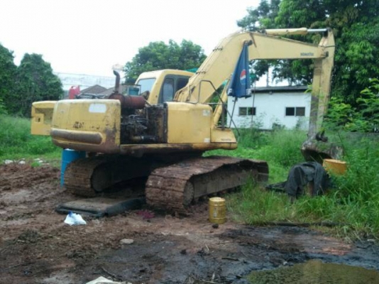 แบคโฮ PC 200-6