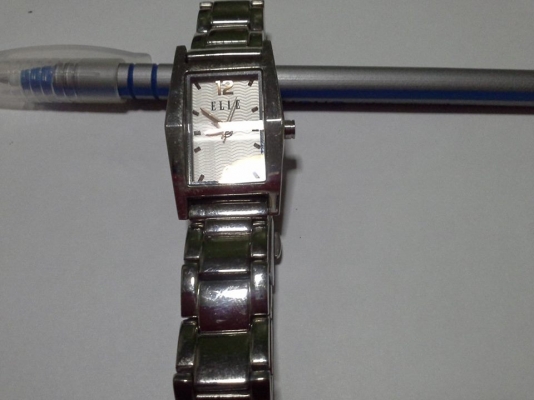นาฬิกาข้อมือผู้หญิง  ELLE  ของแท้