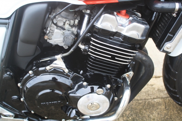 ขายCB400 ปี 97 (นางฟ้า) สรรพสามิตตัวจริง 79,000บาท ขายCB400 ปี 97 (นางฟ้า) สรรพสามิตตัวจริง 79,000บาท