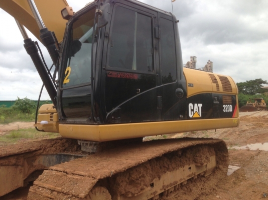 ขายด่วน!!! CAT 320D ไมล์ 7000 ชม. สภาพสวยพร้อมใช้งานค่ะ