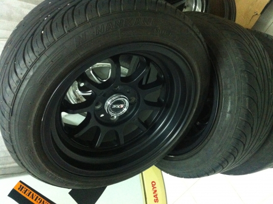 XXR ขอบ 15 กว้าง8  พร้อมยาง สภาพเทพๆ