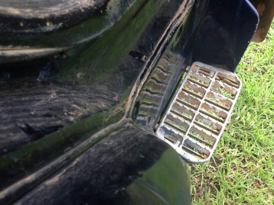 ISUZU ROCKY 175 HP 6BG1 หกล้อดั๊มพ์ ช่วงล่างใหญ่คัชซีสวยมากๆ กระบะดั๊มพ์เหล็ก 6 ตันยิงหน้าความยาว 3.60 เมตรสภาพดี เครื่องแห้งดีไม่เยิ้ม ภายในคอนโซลสวยครบ พวงมาลัยเพาเวอร์ ระบบเบรคทริ๊ปฟี้ ช่วงล่างยาง 8.25 ขอบ 16 สภาพดี 70\% พร้อมบรรทุกพร้อมใช้งาน เอกสารทะเ