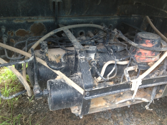 ISUZU ROCKY 175 HP 6BG1 หกล้อดั๊มพ์ ช่วงล่างใหญ่คัชซีสวยมากๆ กระบะดั๊มพ์เหล็ก 6 ตันยิงหน้าความยาว 3.60 เมตรสภาพดี เครื่องแห้งดีไม่เยิ้ม ภายในคอนโซลสวยครบ พวงมาลัยเพาเวอร์ ระบบเบรคทริ๊ปฟี้ ช่วงล่างยาง 8.25 ขอบ 16 สภาพดี 70\% พร้อมบรรทุกพร้อมใช้งาน เอกสารทะเ