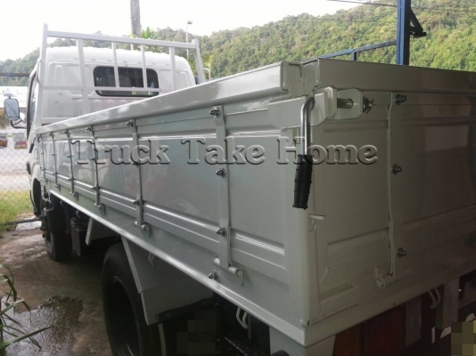 Hino dutro 130 แรงม้า ราคา 630,000 บาทค่ะ