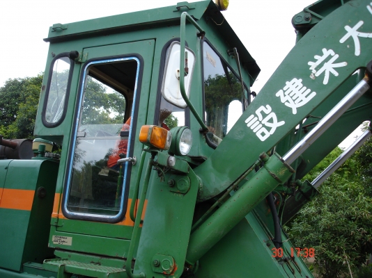 รถตักล้อยาง Komatsu 510 สภาพสวยมากเก่าญี่ปุ่น100\%สนใจติดต่อ 081-9485494 ราคาคุยกันได้สบายๆ