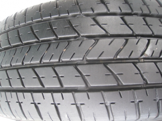 ขายล้อแม็ก Toyota vios 12ก้าน 15" x5.5" et45 4รู100 +ยางปี 12(081-3747940)