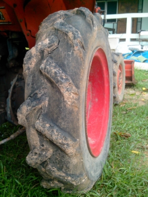 รถไถนา Kobota L1-185 -4 WD นำเข้า