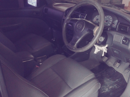 รถกระบะ mazda2500ป2547รถเดิม