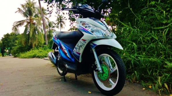 Skydrive 2012 ลายล่าสุด EXTREAM สวยมาก ขายถูกๆ ต่อรองได้เป็นพัน Skydrive 2012 ลายล่าสุด EXTREAM สวยมาก ขายถูกๆ ต่อรองได้เป็นพัน