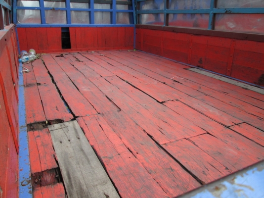 ขาย Isuzu NKR 4ล้อหัวการ์ตูน ไม่ติดเวลา ปี04.