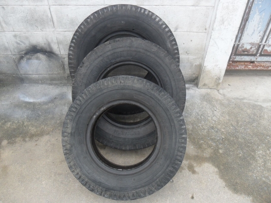 ยาง บรรทุก 3 เส้น ราคา 2200 บาท