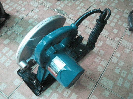 ขายด่วน เลื่อยวงเดือน 9" Makita รุ่น N5900B 2000W  Made in japan