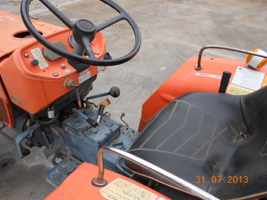 ขายรถไถคูโบต้าเก่านอก รุ่นL2201 พร้อมโรตารี่