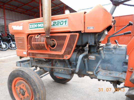 ขายรถไถคูโบต้าเก่านอก รุ่นL2201 พร้อมโรตารี่