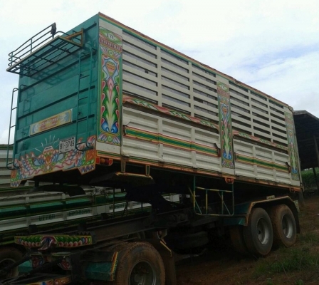 HINO MEGA SERIES 500 - 344 HP EURO2 ปี 52 รถพ่วงแม่+ลูก กระบะดั๊มพ์เหล็กคอกเกษตรของอู่ธวัชชัยการช่างสวยจัดทั้งแม่ทั้งลูก ลูก 3 เพลาดั๊มพ์ความยาว 6.80 เมตร ภายในเก๋งคอนโซลสวยครบเพียบพร้อม CD แอร์ พ.เพาเวอร์ ก.ไฟฟ้า ระบบเบรคทริ๊ปฟี้ ช่วงล่างยางสภาพดี 80\% ทั