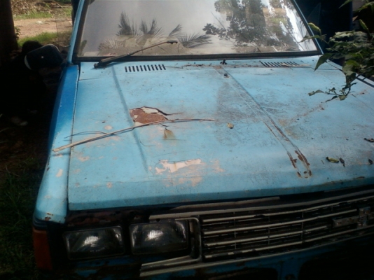 ดั้สสัน   แค๊ป  เบนซิน  สภาพเดิมๆ  มีทะเบียน  เครื่องยนต์ไม่มีปัญหา