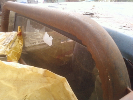 ดั้สสัน   แค๊ป  เบนซิน  สภาพเดิมๆ  มีทะเบียน  เครื่องยนต์ไม่มีปัญหา