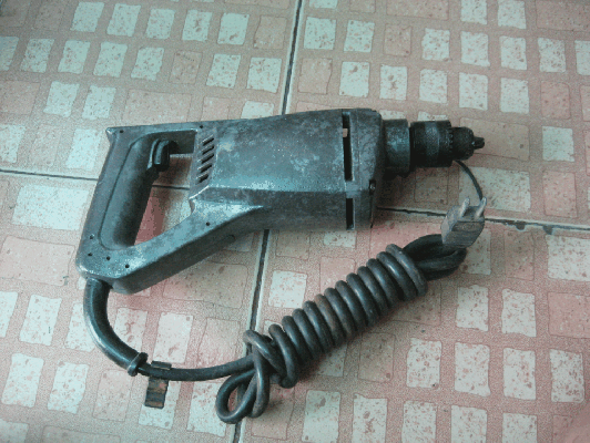 ขายด่วน สว่าน Makita  6401 360W แท้100\%