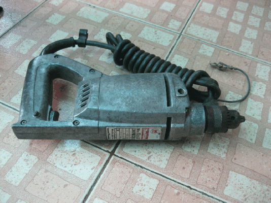 ขายด่วน สว่าน Makita  6401 360W แท้100\%