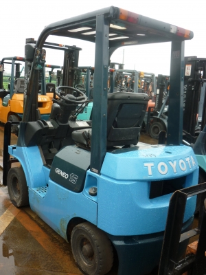 ขายฟอร์คลิฟต์ TOYOTA 7FD15 1Z  (DIESEL) , เกียร์ AT, เสา  3 M  สภาพพร้อมใช้งาน  เดิมแท้จากญี่ปุ่น   สีเดิมและตัวถังสภาพเดิมจากญี่ปุ่น