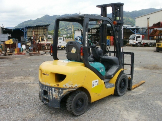 ขายฟอร์คลิฟต์ KOMUTSU  FD25-15 (DIESEL), เกียร์ AT,  HINGFORK , เสา  4 M ,ขอบคุณมากครับพี่ประสิทธิ์ อุดรธานี