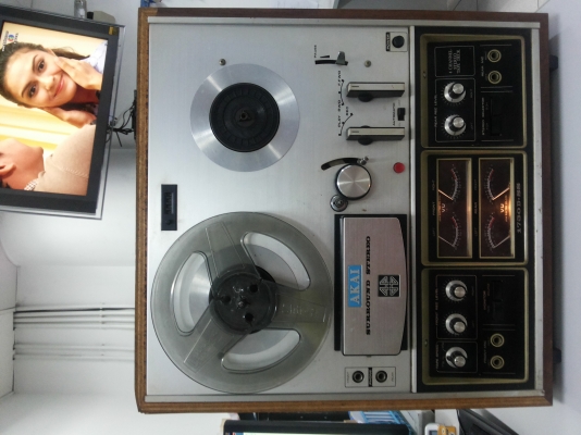 ขายเทปโบราณ ยี่ห้อ AKAI ใช้งานได้