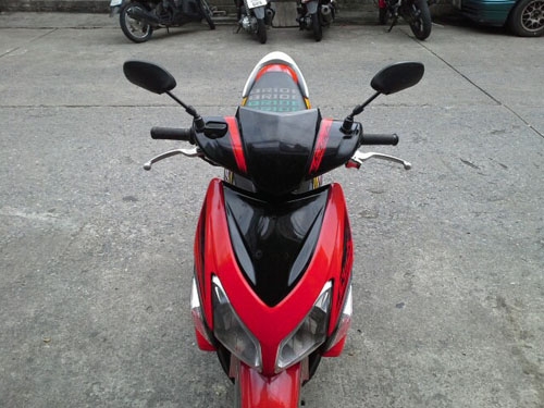 CLICK ปี 51 สีส้ม แดง ดำ รถบ้าน สภาพเดิมๆ เครื่องแน่น ไม่หลวม ไม่มีควันขาว ชุดสีสด มีเล่ม เอกสารครบ