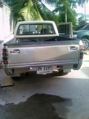 ขายถูกอีซูซุดราก้อนอายปี98ตามสภาพต้องเก็บสีทั้งคัน