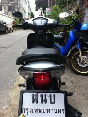 Honda wave 110i หัวฉีด ปี 54 สภาพสวยมาก Honda wave 110i หัวฉีด ปี 54 สภาพสวยมาก