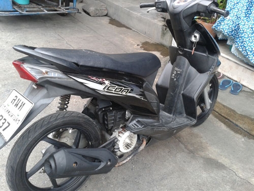 ICON ปี51 สีดำล้อแม็กแท้จากโรงงาน เครื่องแน่นๆ มีเอกสารครบสนใจมาลองขับได้จ้า