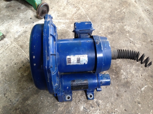 ขาย ริงโบวเวอร์ Nishimura 0.5 HP. 2800 RPM. 380 V สภาพสวย วิ่งนิ่ม พร้อมใช้งาน มี 2 ตัวครับ