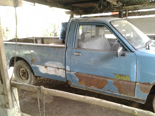 รถกระบะอีซูซุ