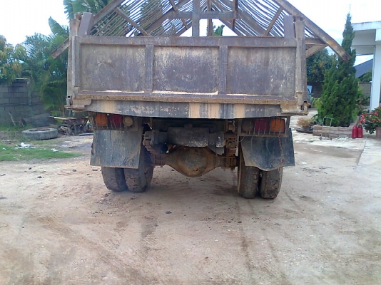 ขาย..รถหกล้อดั้ม ISUZU TX เครื่องยนต์ DA120 จำนวน 125 แรงม้า เครื่องดี คัสซีสวย มีแอร์ มีพวงมาลัยเพาเวอร์เบาแรง มีทะเบียนครบ.