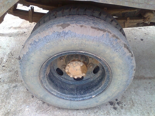 ขาย..รถหกล้อดั้ม ISUZU TX เครื่องยนต์ DA120 จำนวน 125 แรงม้า เครื่องดี คัสซีสวย มีแอร์ มีพวงมาลัยเพาเวอร์เบาแรง มีทะเบียนครบ.