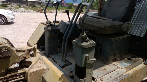 PC40-6 รถใช้งานอยู่ ใช้งานดี โซ่ใหม่ แผ่นสวย..(ฝากระโปรง..มีให้ )..