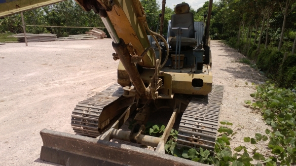 PC40-6 รถใช้งานอยู่ ใช้งานดี โซ่ใหม่ แผ่นสวย..(ฝากระโปรง..มีให้ )..