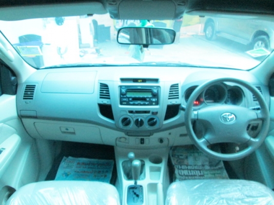 vigo 2.7G AT 4WD Double Cab สีบรอนด์เงิน ปี2005