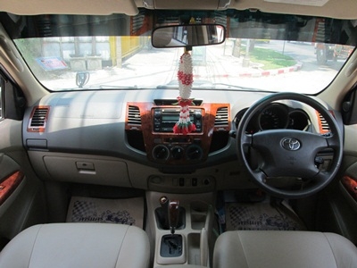 vigo 3.0G AT 4WD Double Cab สีดำ ปี2010