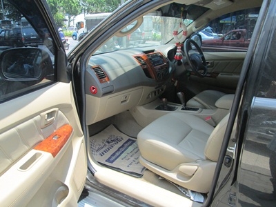 vigo 3.0G AT 4WD Double Cab สีดำ ปี2010