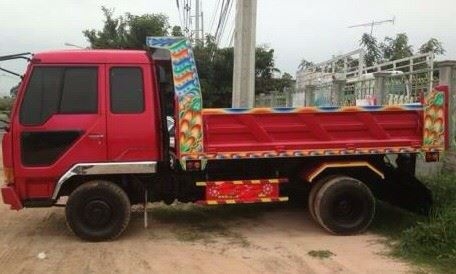 ขาย6ล้อดั๊ม บิวด์ใหม่เครื่องฟิตช่วงล่างแน่นๆสีสวยๆ MITSUBISHI FUSO FK  6D14 175HP แน่นฟิต ช่วงล่างคัสซีสวย ไม่ปะไม่ดาม กระบะดั๊มเหล็ก3.6ม.ดั๊ม6ตันยิงหน้า สภาพสวย หัวสวยไม่ผุภายในสวยแอร์เย็น พ.พาวเวอร์ ทริฟฟี่ ยาง8.25สวย6เส้น พร้อมใช้ พร้อมลุยงาน เอกสารครบ