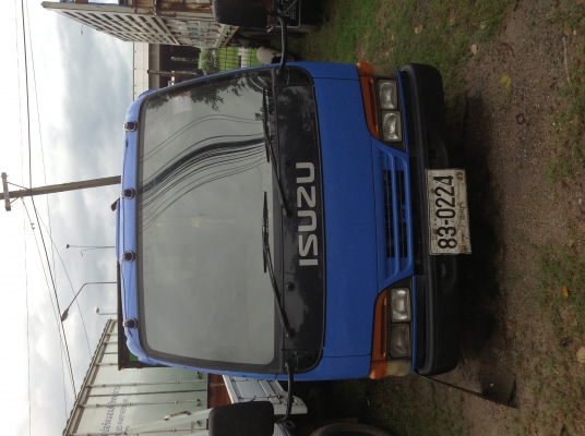 ขายรถ อีซูซุ 4 ล้อ