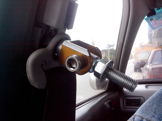 ขายและรับติดตั้งค้ำเสาC สเเตนเลส ค้ำในห้องโดยสารรถยนต์ข ใส่รถเก๋งรถกระบะและรถทุกรุ่น งาน noname racing bar