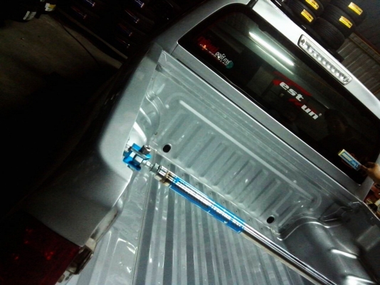 ขายและรับติดตั้งค้ำเสาC สเเตนเลส ค้ำในห้องโดยสารรถยนต์ข ใส่รถเก๋งรถกระบะและรถทุกรุ่น งาน noname racing bar